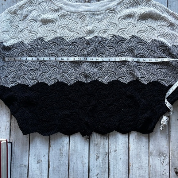 Andree by Unit | Tri color | knit | bat wing | sweater | 3x - Picture 5 of 9